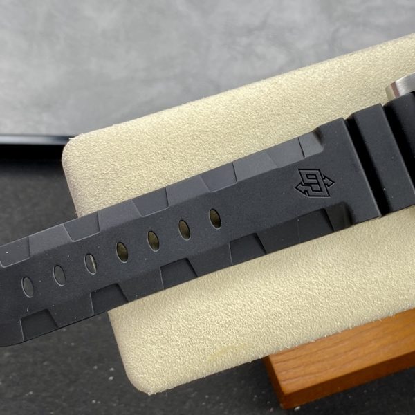 VS Factory Panerai Submersible “Navy SEALs” 44mm PAM01323 1:1 Super Clone – Custom Dandong P.900 Movement