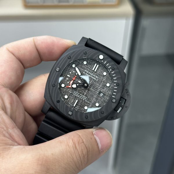 VS Factory Panerai Submersible Luna Rossa Carbotech 47mm PAM01039 1:1 Super Clone – DDP.9010/GMT Movement