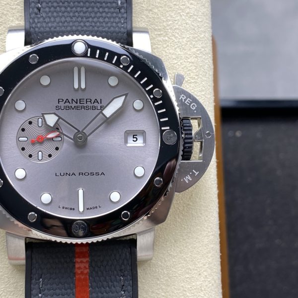 VS Factory Panerai Submersible QuarantaQuattro Luna Rossa 44mm PAM01681 1:1 Super Clone – DDP.900 Movement