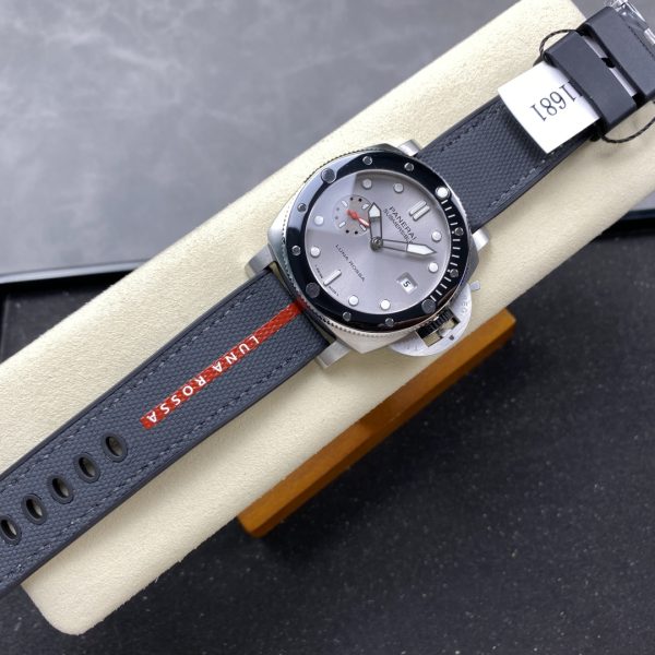 VS Factory Panerai Submersible QuarantaQuattro Luna Rossa 44mm PAM01681 1:1 Super Clone – DDP.900 Movement