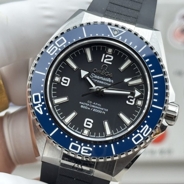 VS Factory Omega Seamaster Planet Ocean 600M 42mm Matte Black Dial Blue Ceramic Bezel with White Diving Scale(217.30.42.21.01.002) 1:1 Super Clone – Dandong 8912 Movement