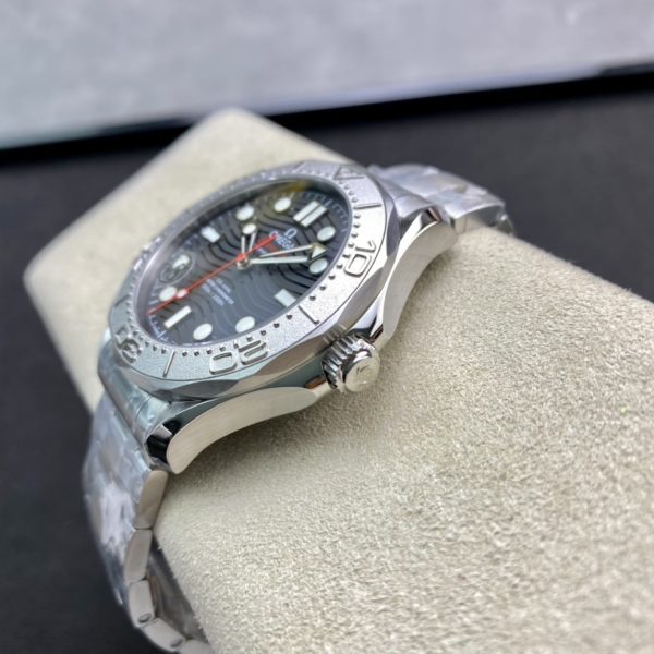 VS Factory Omega Seamaster Diver 300M “Nekton Edition” 42mm Black Wave Dial Titanium Bezel Stainless Steel Bracelet (210.30.42.20.01.002) 1:1 Super Clone – DD8806 Movement