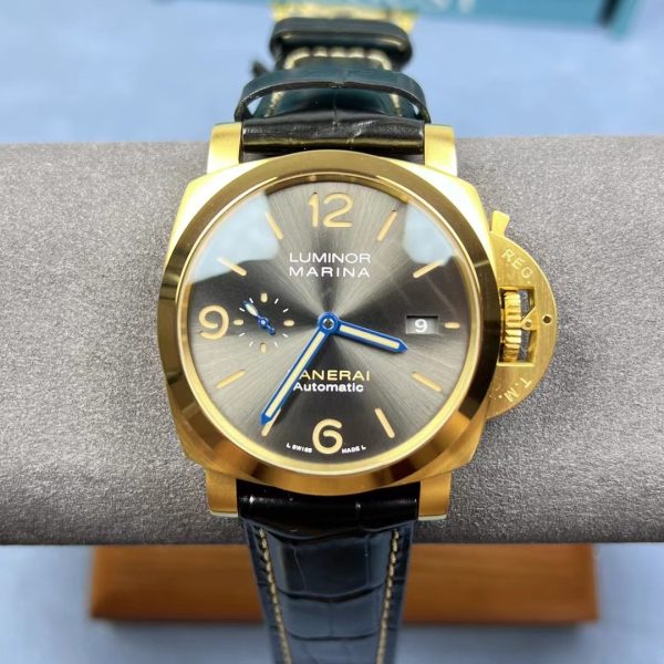VS Factory Panerai Luminor Marina 44mm Grey Dial Luminous Arabic Numerals Yellow Gold Plated Smooth Bezel (PAM01115) 1:1 Super Clone – DDP.9010 Movement