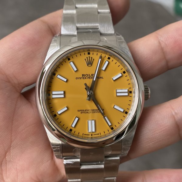 VS Factory Rolex Oyster Perpetual 41mm Yellow Dial Smooth Bezel Oyster Bracelet(124300) 1:1 Super Clone – DD3230 Movement