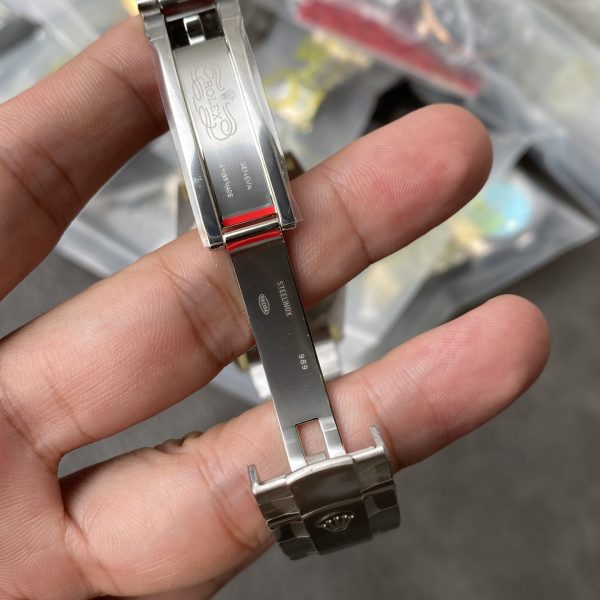 VS Factory Rolex Oyster Perpetual 41mm Yellow Dial Smooth Bezel Oyster Bracelet(124300) 1:1 Super Clone – DD3230 Movement