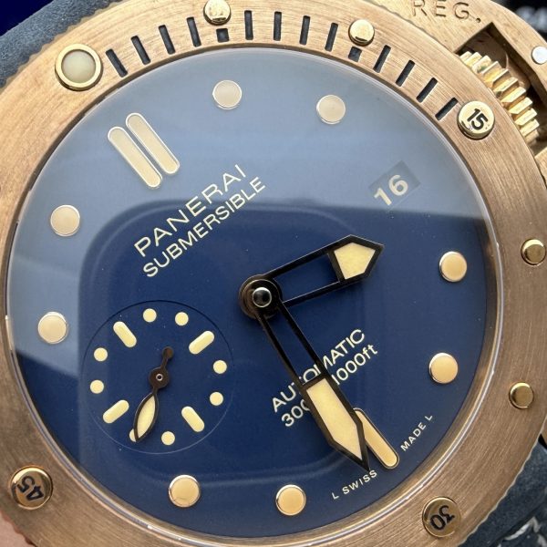 VS Factory Panerai Submersible 42mm Blue Dial Luminous Hour Markers and Dots Bronze Bezel(PAM01074) 1:1 Super Clone – DDP.900 Movement