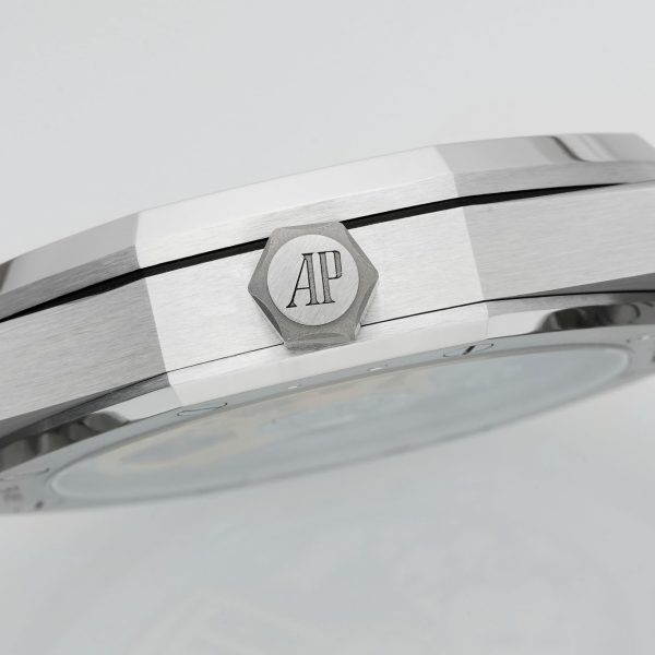 VS Factory Audemars Piguet Royal Oak 41mm White Gold Gradient Smoked Blue Dial (15510BC) 1:1 Super Clone – DD4302 Movement