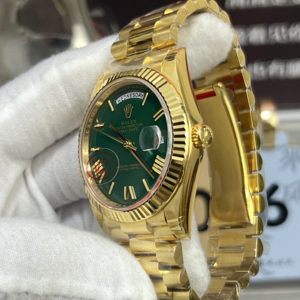 VS Factory Rolex Day-Date 40 Yellow Gold Green Roman Dial (228238) V2 1:1 Super Clone – DD3255 Movement