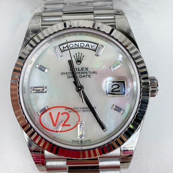 VS Factory Rolex Day-Date 40 White Mother of Pearl Baguette Diamond Dial (228236) 1:1 Super Clone – DD3255 Movement