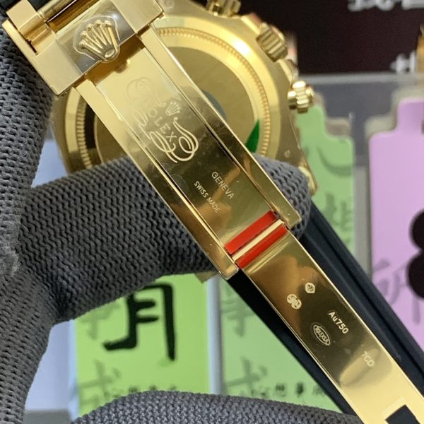 VS Factory Rolex Cosmograph Daytona 40mm Black Panda Dial Yellow Gold Rubber Strap (126518LN) 1:1 Super Clone – DD4131 Movement
