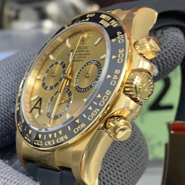 VS Factory Rolex Cosmograph Daytona 40mm “Pikachu” Champagne Dial Yellow Gold Rubber Strap (126518LN) 1:1 Super Clone – DD4131 Movement