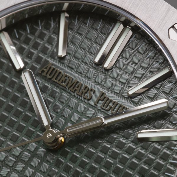 VS Factory Audemars Piguet Royal Oak 41mm Khaki Green Dial (15510ST) 1:1 Super Clone – DD4302 Movement