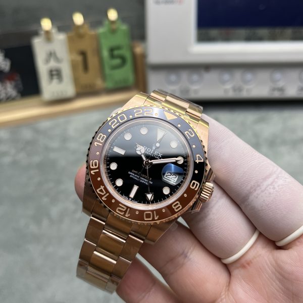 VS Factory Rolex GMT-Master II 40mm “Root Beer” Full Rose Gold (126715CHNR) 1:1 Super Clone – DD3285 Movement