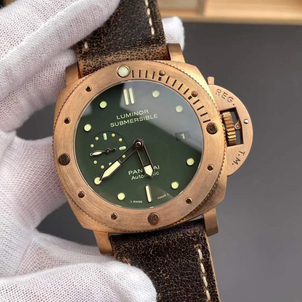VS Factory Panerai Submersible 47mm1950 Matte Olive Green Dial Bronzo Bezel Brown Leather Strap (PAM00382)1:1 Super Clone – DDP.9000 Movement