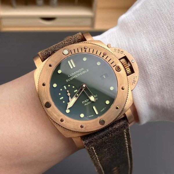 VS Factory Panerai Submersible 47mm1950 Matte Olive Green Dial Bronzo Bezel Brown Leather Strap (PAM00382)1:1 Super Clone – DDP.9000 Movement