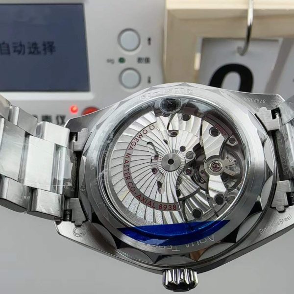 VS Factory Omega Seamaster Aqua Terra Worldtimer 43mm Ref. 220.10.43.22.03.001 1:1 Super Clone – DD8938 Movement