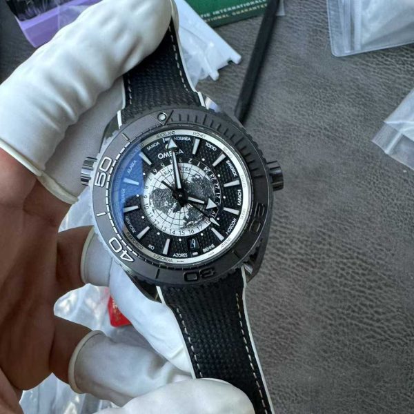 VS Factory Omega Seamaster Planet Ocean 600M Worldtimer “Stealth Black” Custom (220.92.43.22.99.001)1:1 Super Clone – DD Caliber 8938