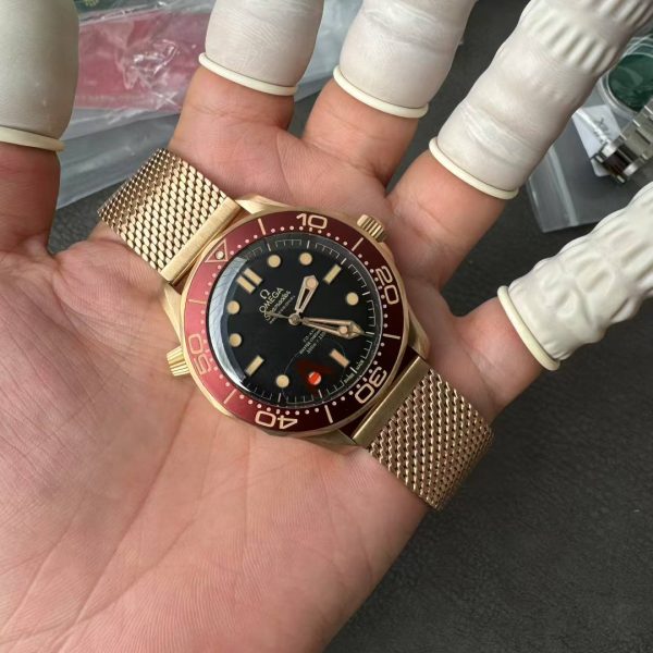 VS Factory Omega Seamaster Diver 300M 007 “No Time To Die” Matte Tropical Brown/Black Dial Titanium Mesh Bracelet(210.90.42.20.01.003) 1:1 Super Clone – 8806 Movement
