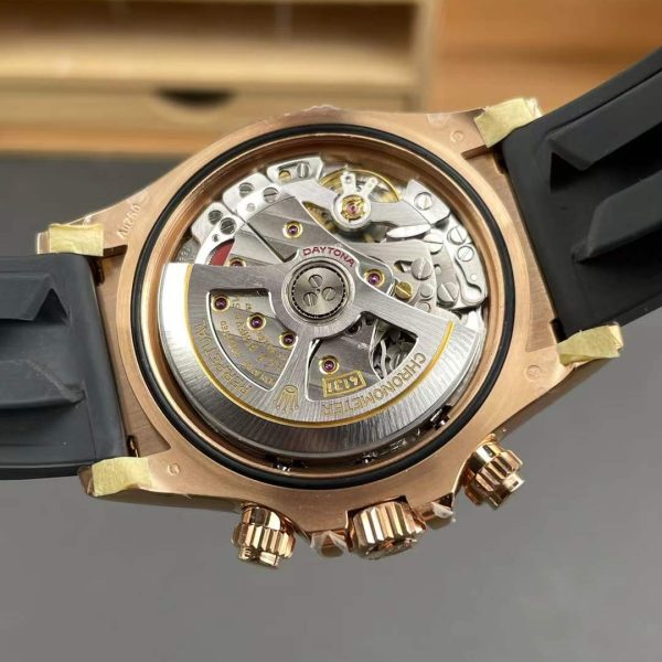 VS Factory Rolex Cosmograph Daytona 40mm Sundust Dial Everose Gold Rubber Strap (126515LN) 1:1 Super Clone – DD4131 Movement